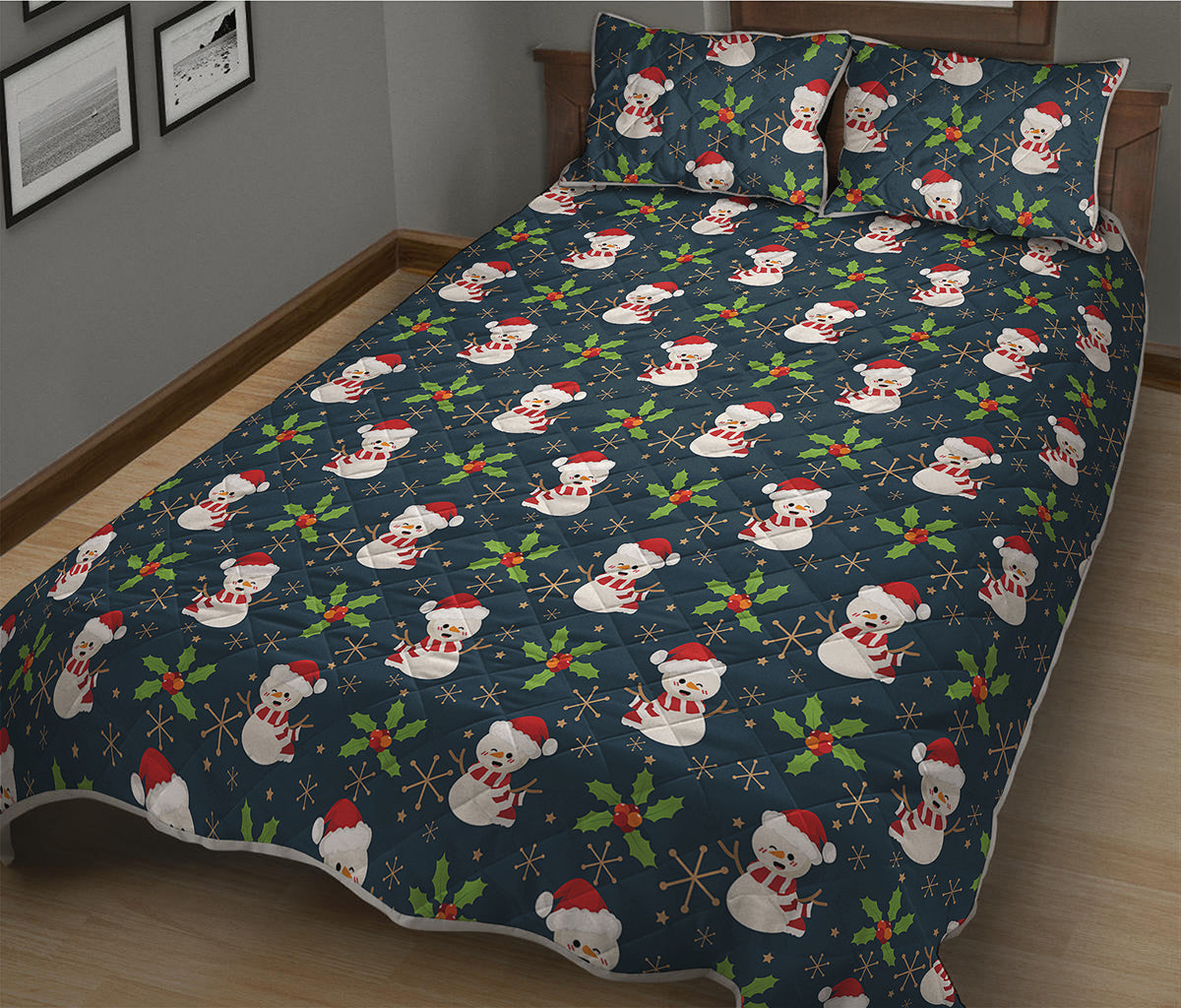 Santa Snowman Pattern Print Quilt Bed Set