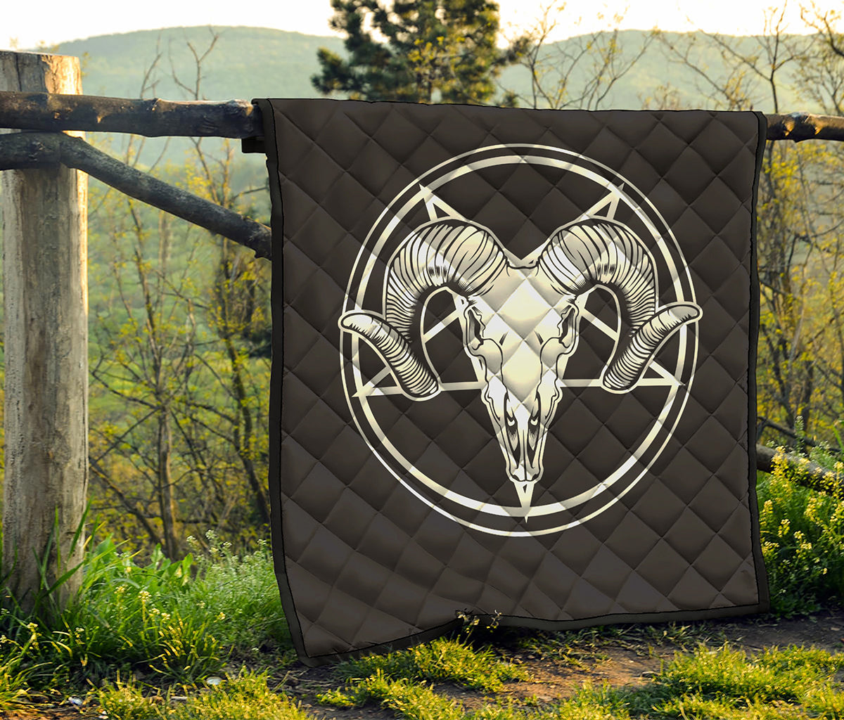 Satan Goat Skull Pentagram Print Quilt