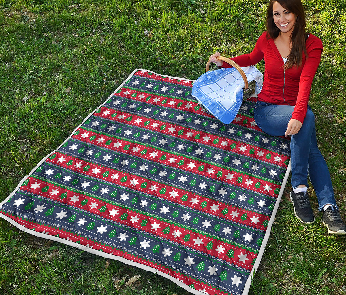 Scandinavian Christmas Pattern Print Quilt