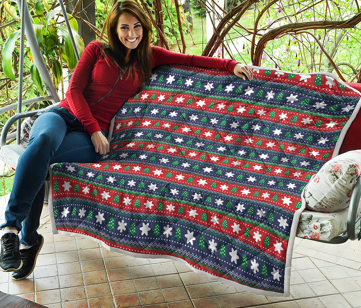 Scandinavian Christmas Pattern Print Quilt