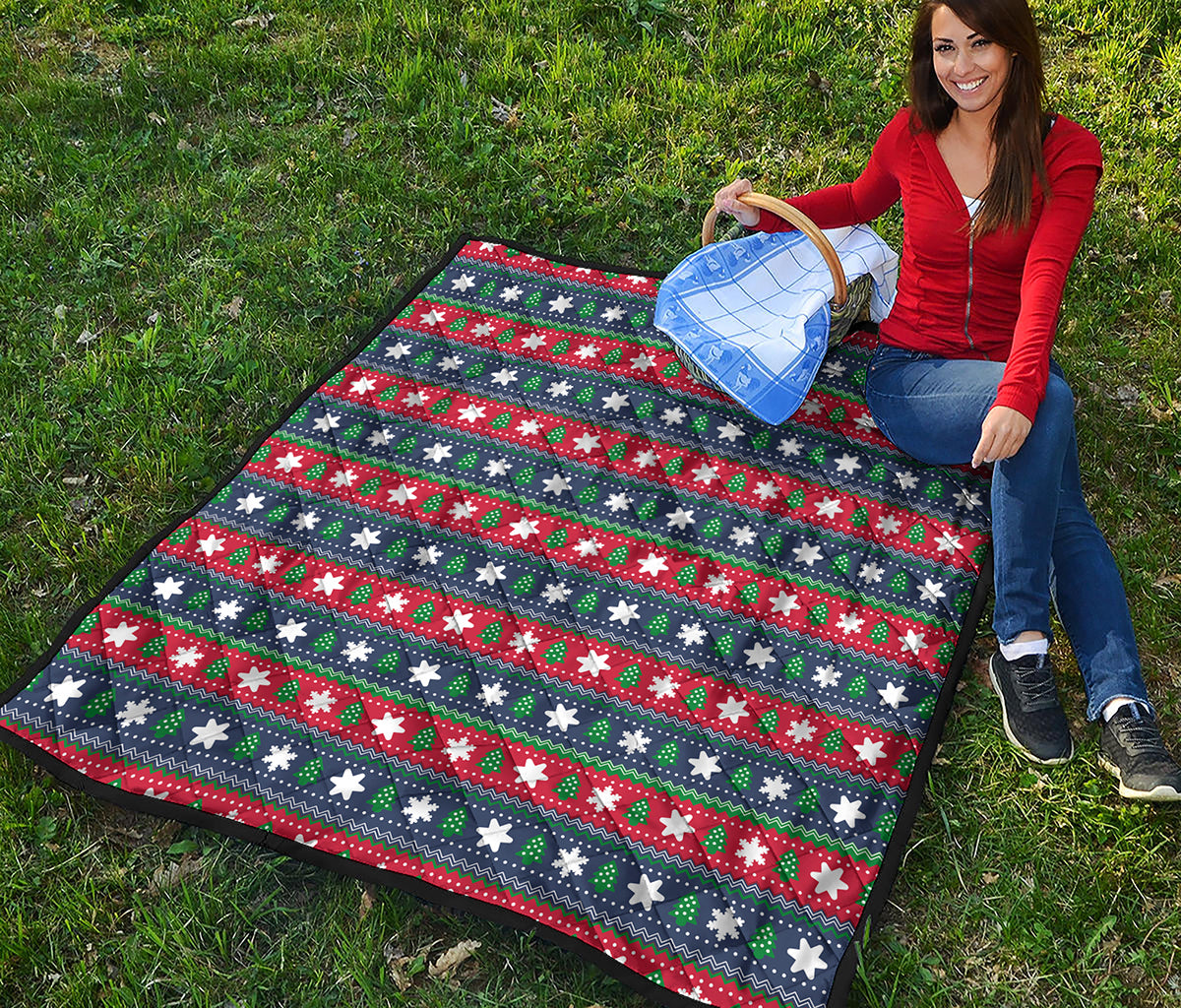 Scandinavian Christmas Pattern Print Quilt