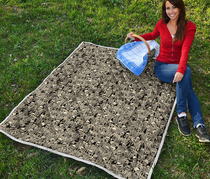Scary Skeleton Pattern Print Quilt