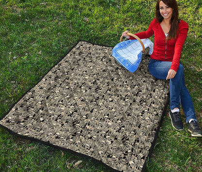 Scary Skeleton Pattern Print Quilt