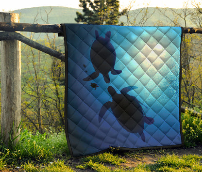 Sea Turtle Family Underwater Print Quilt