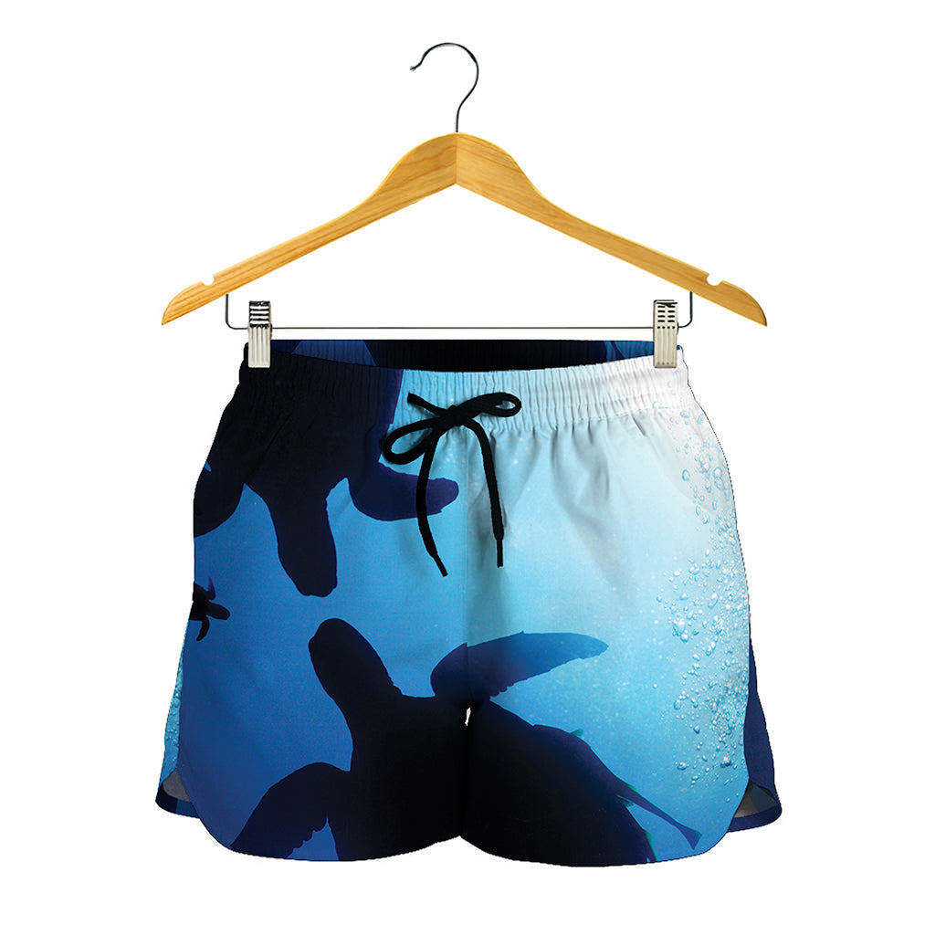 Sea Turtle Family Underwater Print Women's Shorts