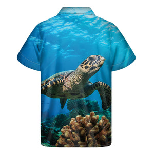 Sea Turtle Underwater Print Men's Short Sleeve Shirt