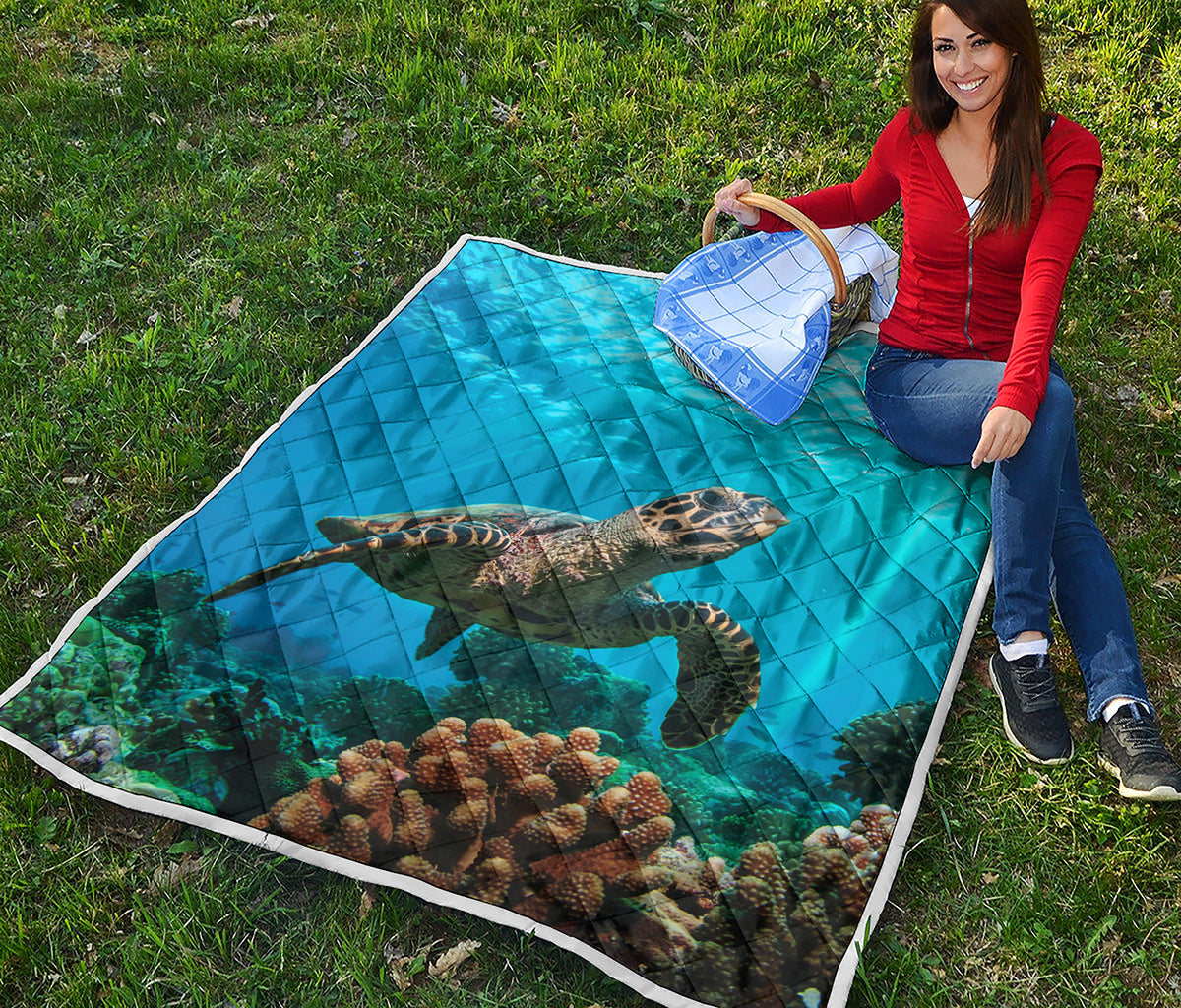Sea Turtle Underwater Print Quilt