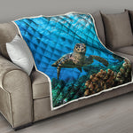 Sea Turtle Underwater Print Quilt