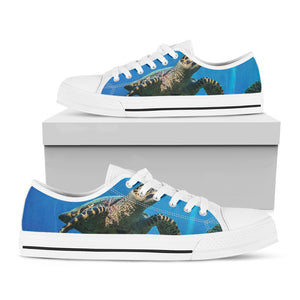 Sea Turtle Underwater Print White Low Top Shoes