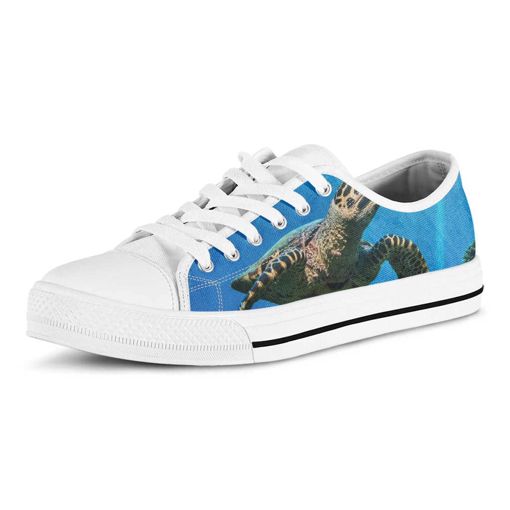 Sea Turtle Underwater Print White Low Top Shoes