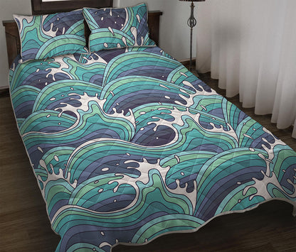 Sea Wave Surfing Pattern Print Quilt Bed Set