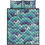 Sea Wave Surfing Pattern Print Quilt Bed Set