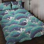 Sea Wave Surfing Pattern Print Quilt Bed Set