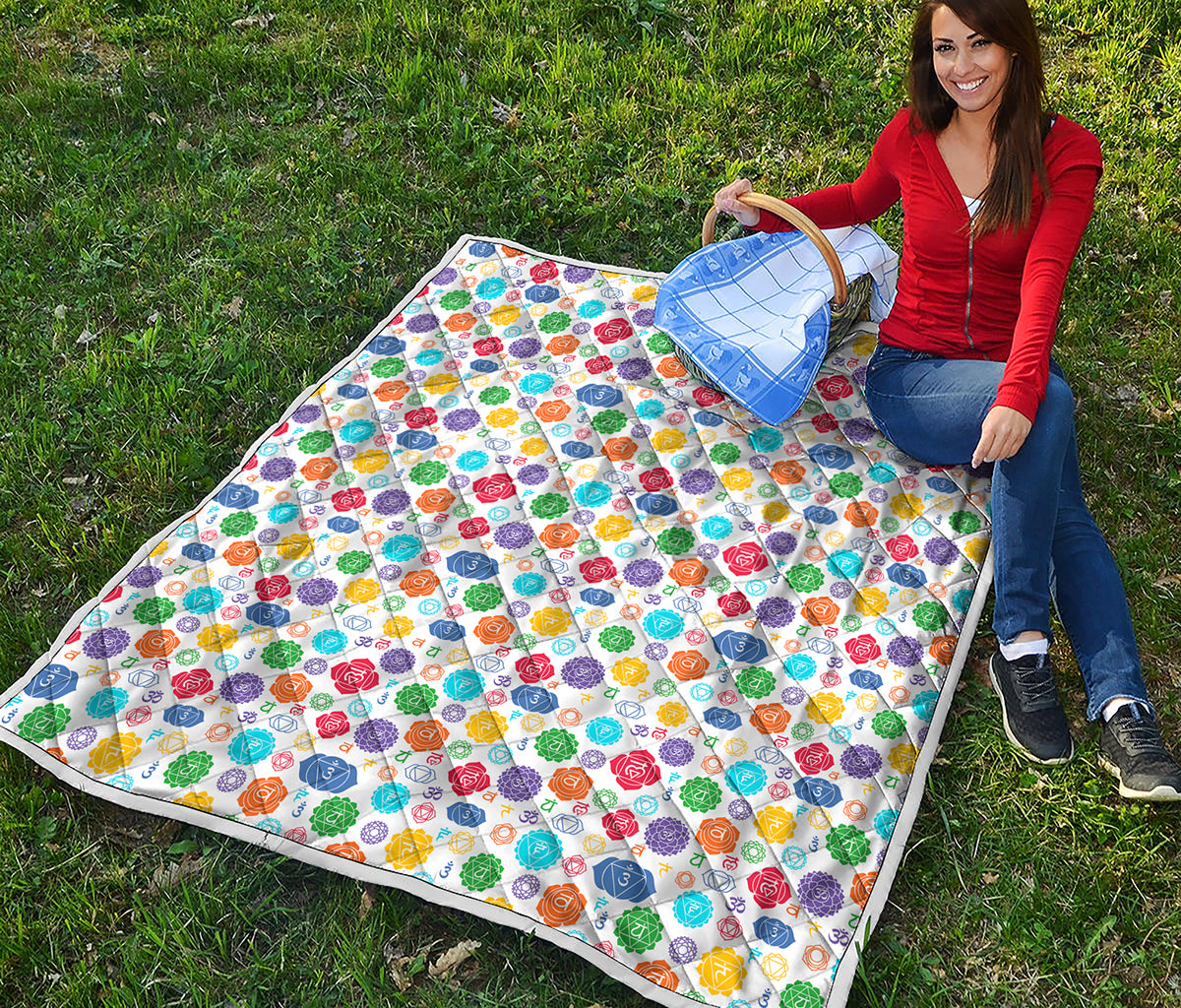 Seven Chakra Symbols Pattern Print Quilt