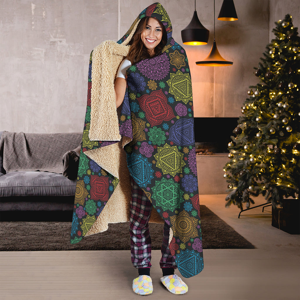 Seven Chakras Flowers Pattern Print Hooded Blanket