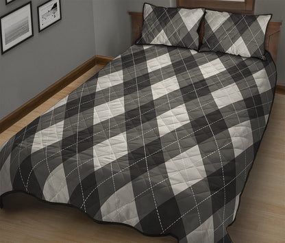 Shadow Grey Argyle Pattern Print Quilt Bed Set