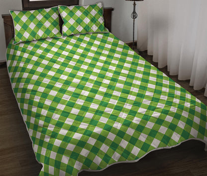 Shamrock Green And White Gingham Print Quilt Bed Set