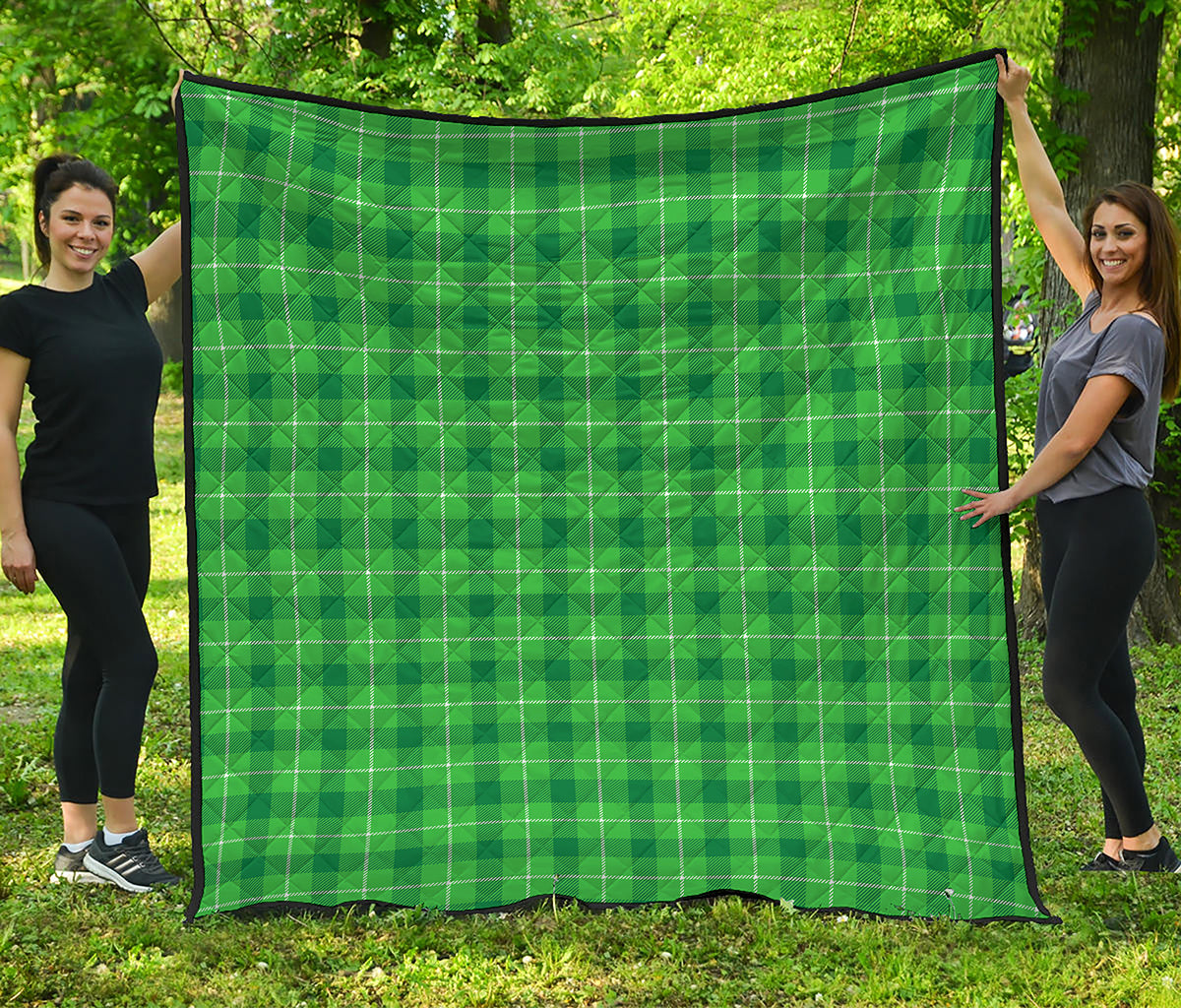 Shamrock Green Plaid Pattern Print Quilt