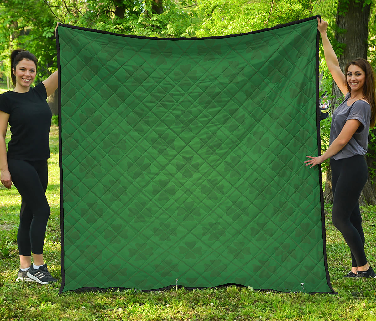 Shamrock St. Patrick's Day Pattern Print Quilt