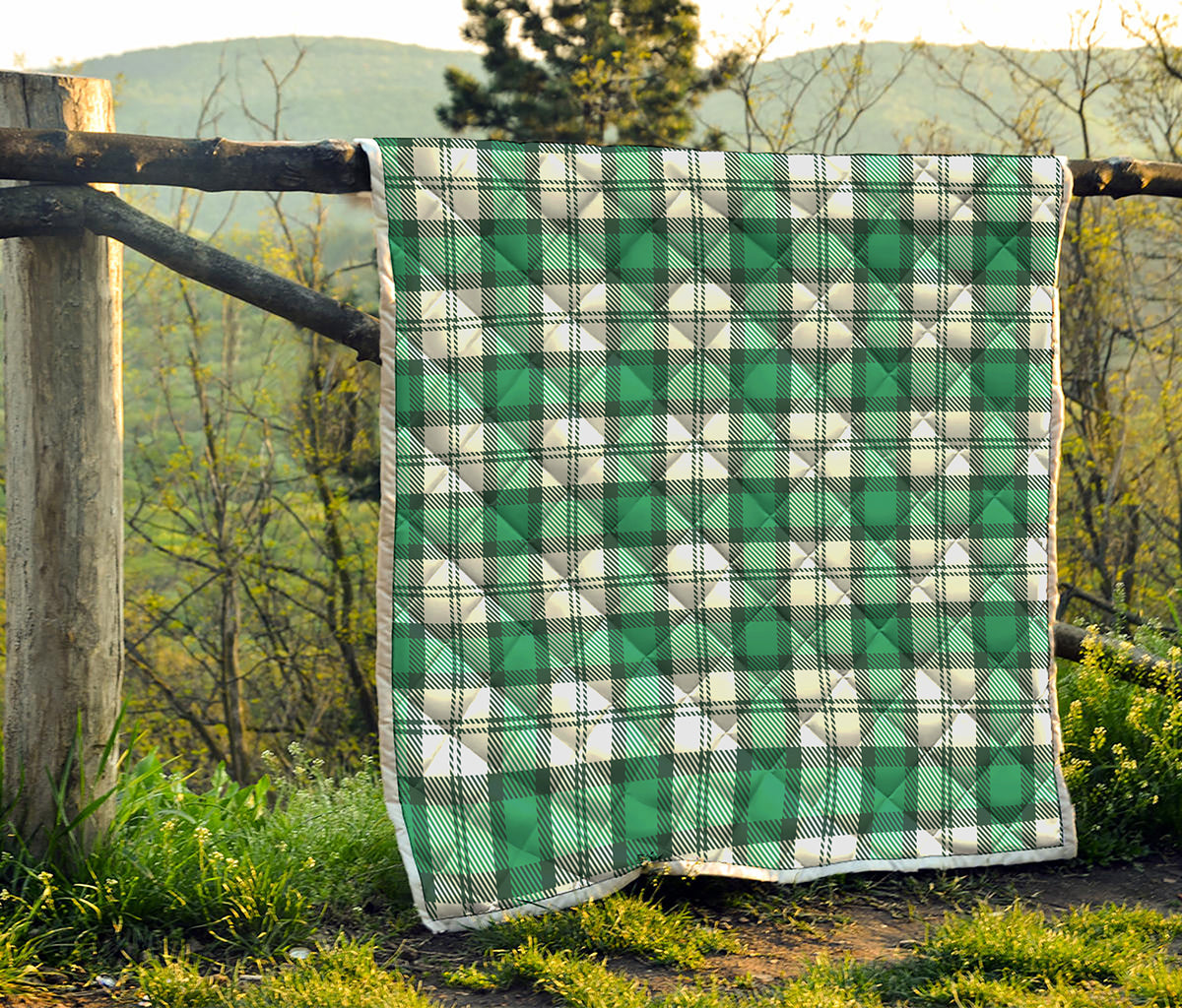 Shamrock St. Patrick's Day Tartan Print Quilt