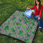 Shamrocks Houndstooth Pattern Print Quilt