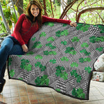 Shamrocks Houndstooth Pattern Print Quilt