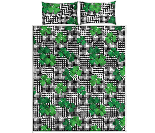 Shamrocks Houndstooth Pattern Print Quilt Bed Set