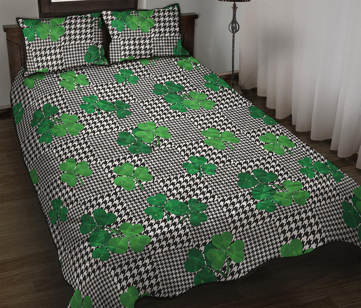 Shamrocks Houndstooth Pattern Print Quilt Bed Set