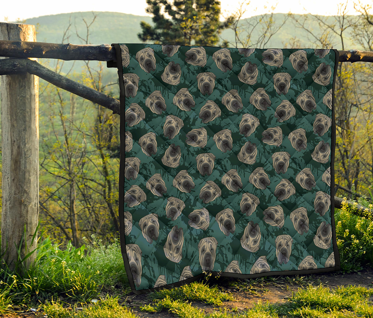 Shar Pei Face Pattern Print Quilt
