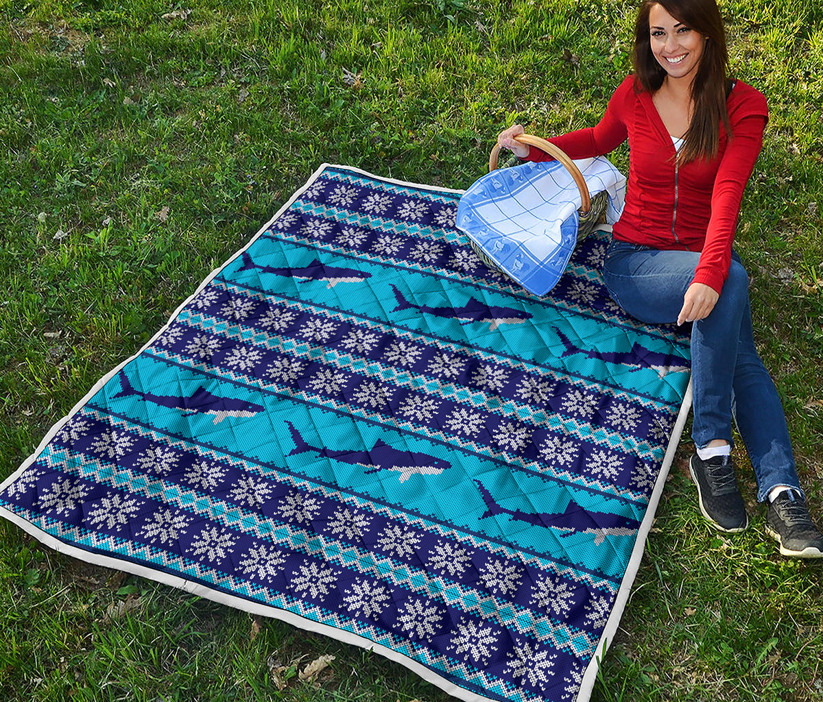 Shark Knitted Pattern Print Quilt