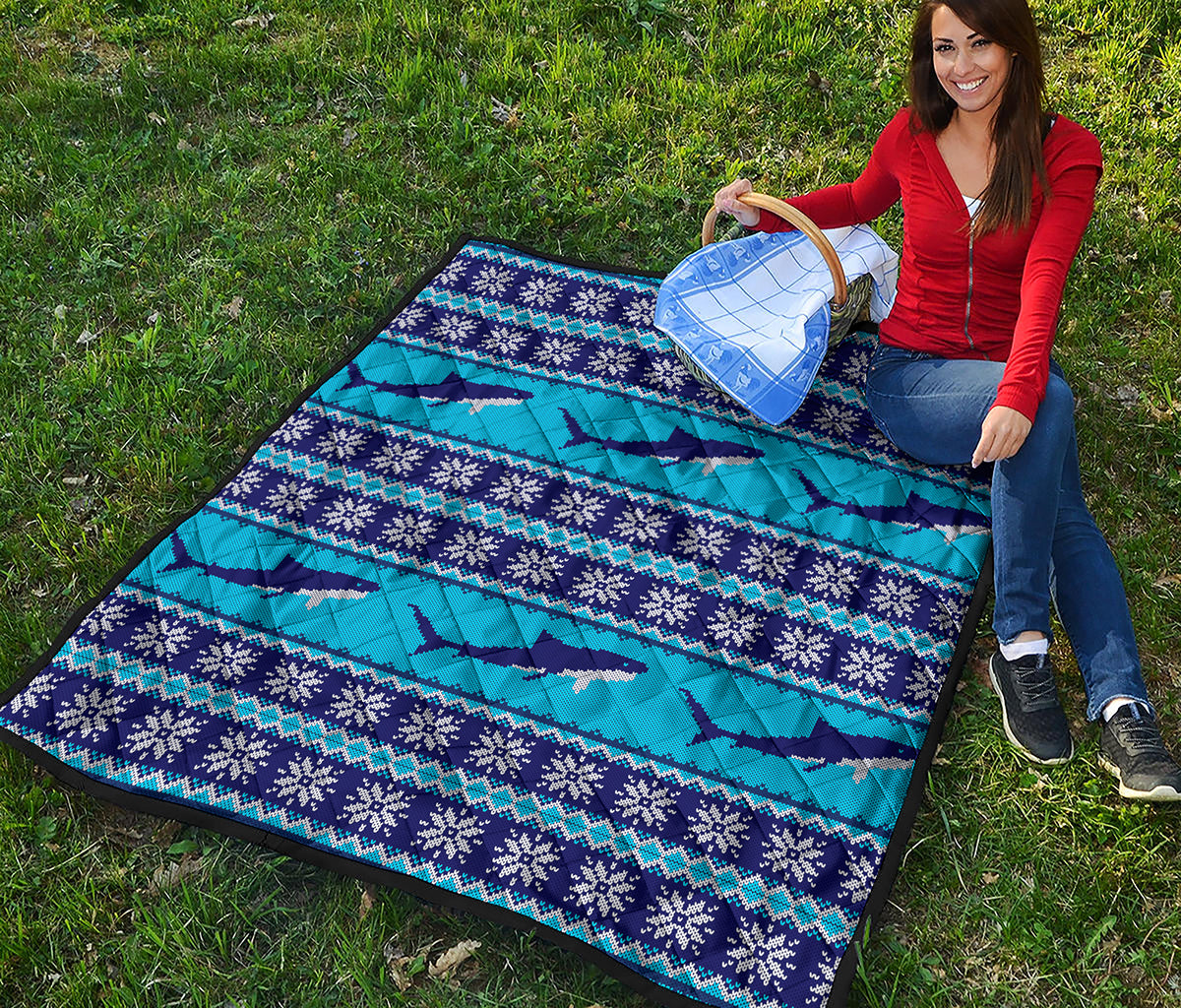 Shark Knitted Pattern Print Quilt