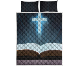 Shining Holy Bible Print Quilt Bed Set