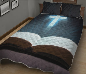 Shining Holy Bible Print Quilt Bed Set