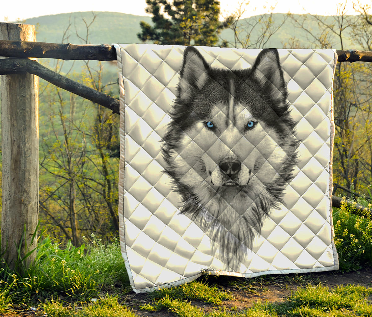 Siberian Husky Portrait Print Quilt