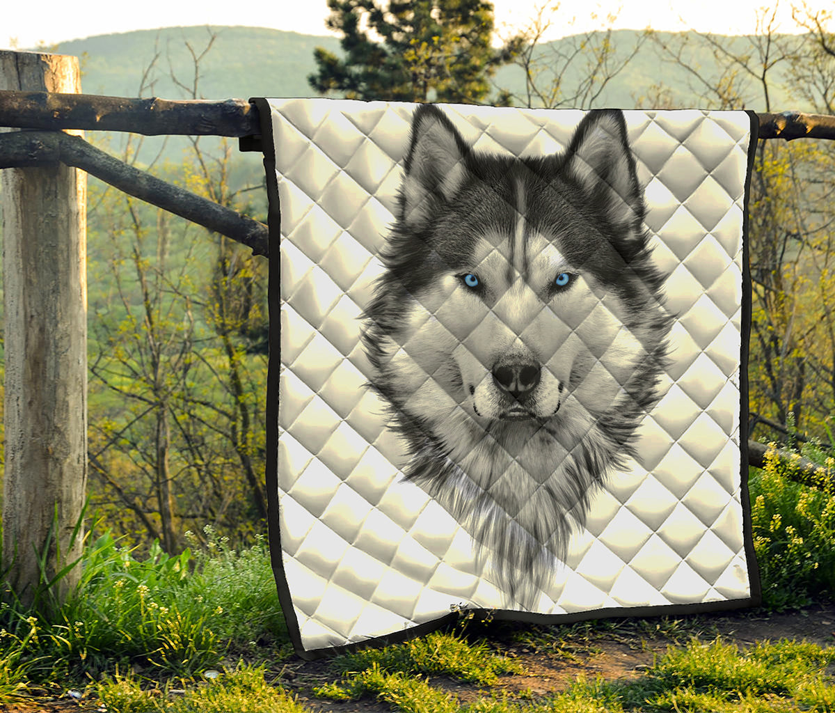 Siberian Husky Portrait Print Quilt