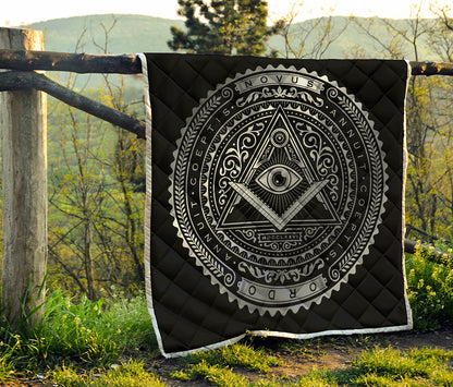 Silver And Black All Seeing Eye Print Quilt