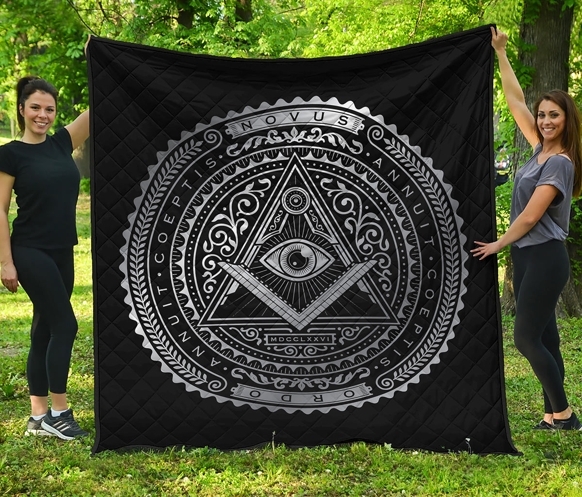 Silver And Black All Seeing Eye Print Quilt