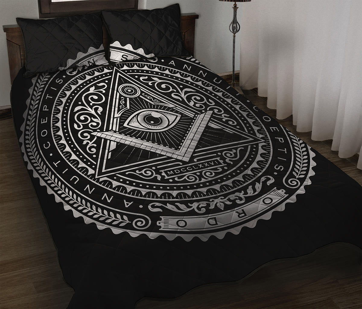 Silver And Black All Seeing Eye Print Quilt Bed Set