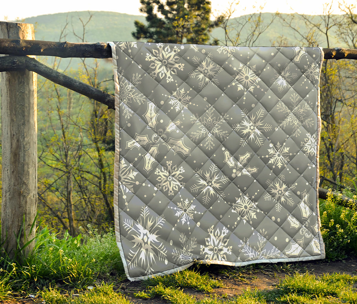 Silver And White Snowflake Pattern Print Quilt