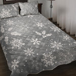 Silver And White Snowflake Pattern Print Quilt Bed Set