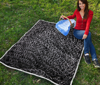 Silver Chainmail Print Quilt