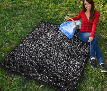 Silver Chainmail Print Quilt