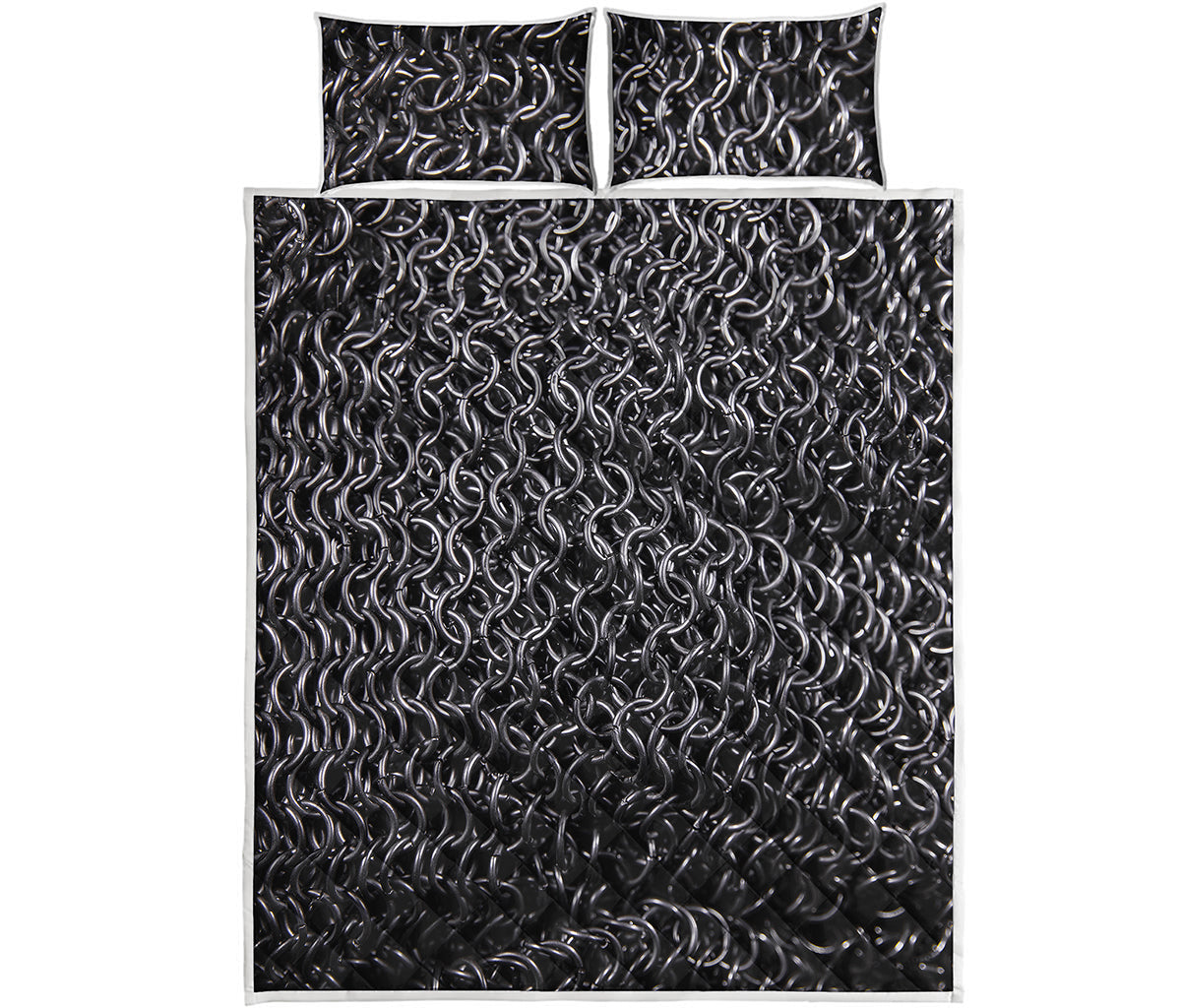 Silver Chainmail Print Quilt Bed Set