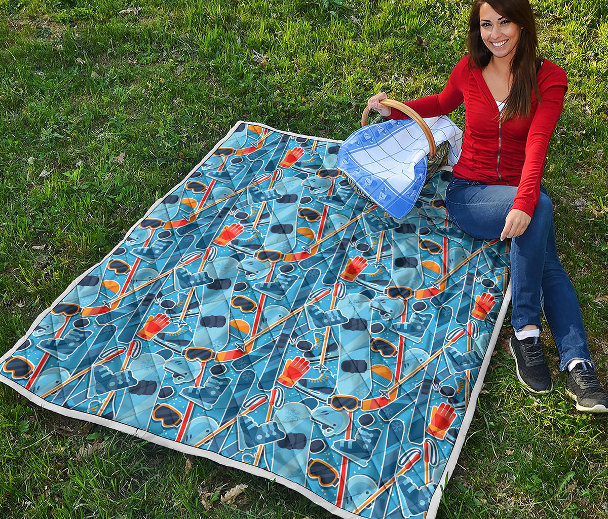 Skiing Equipment Pattern Print Quilt