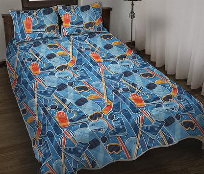 Skiing Equipment Pattern Print Quilt Bed Set