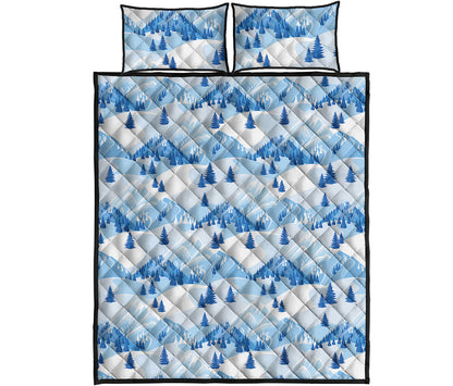 Skiing Mountain Print Quilt Bed Set