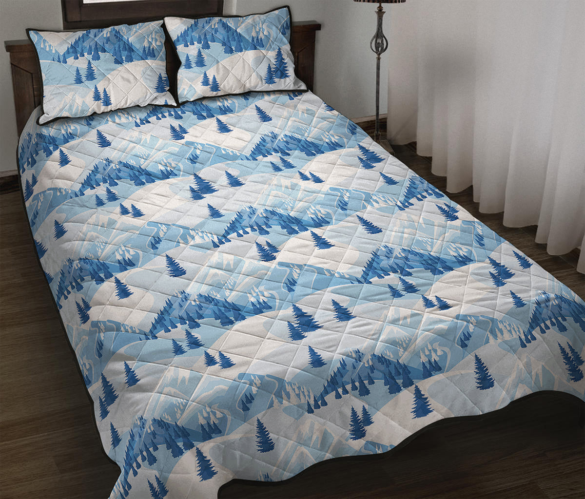 Skiing Mountain Print Quilt Bed Set