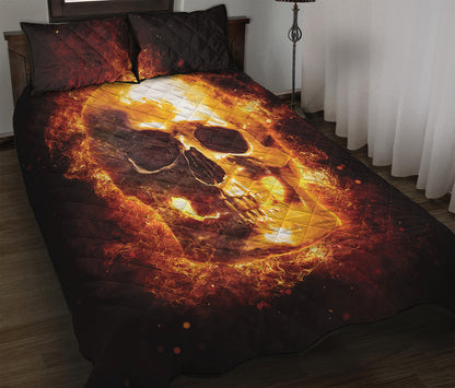 Skull In Flames Print Quilt Bed Set