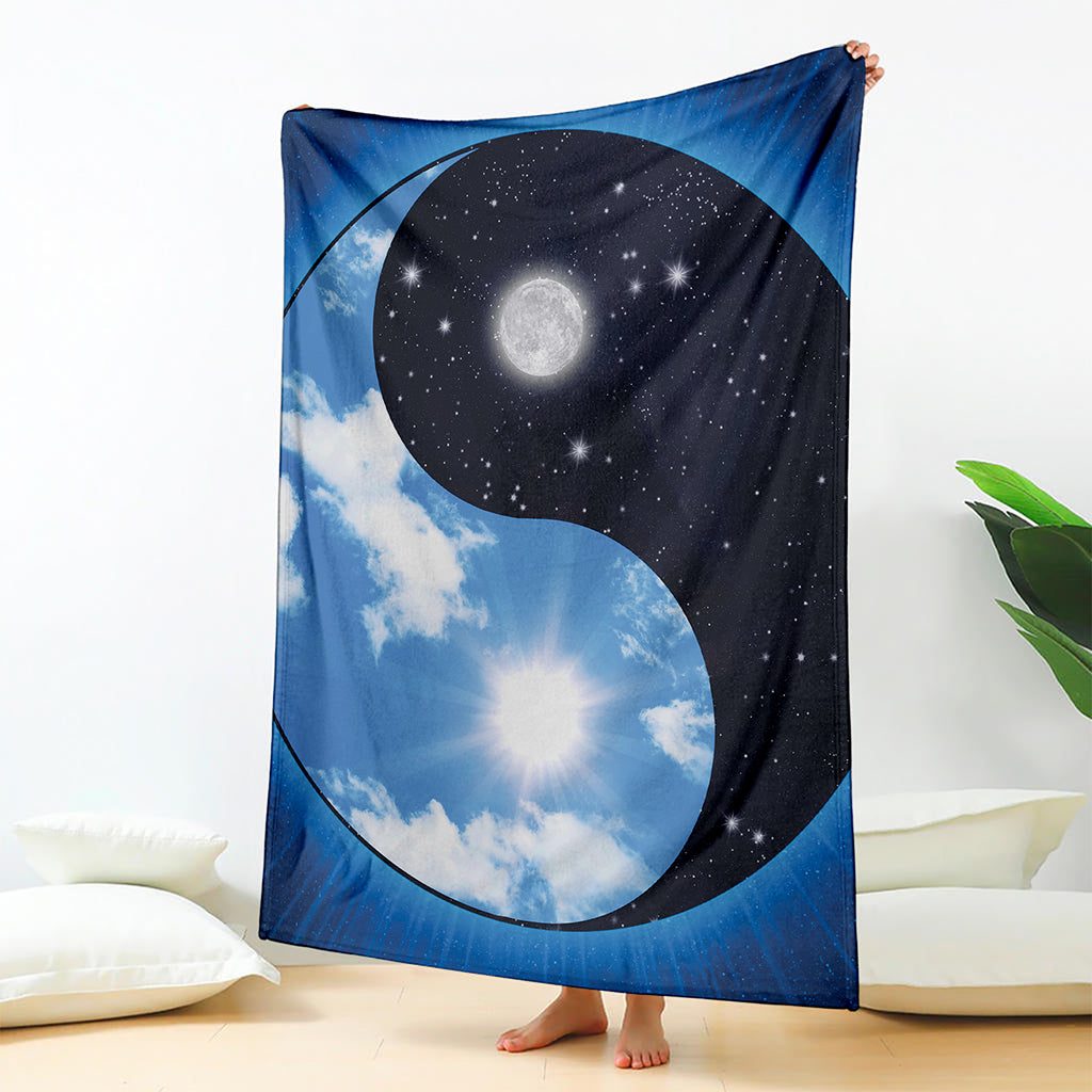 Sky And Space Yin Yang Print Blanket