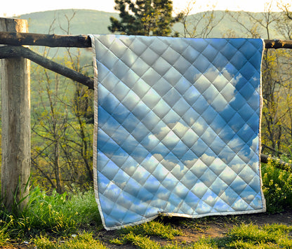 Sky Cloud Print Quilt